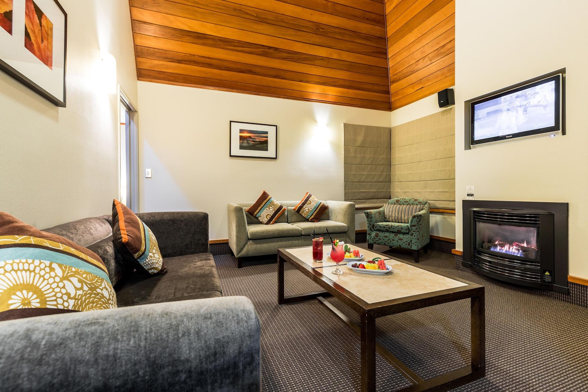 Distinction Te Anau Hotel&Villas Exterior foto
