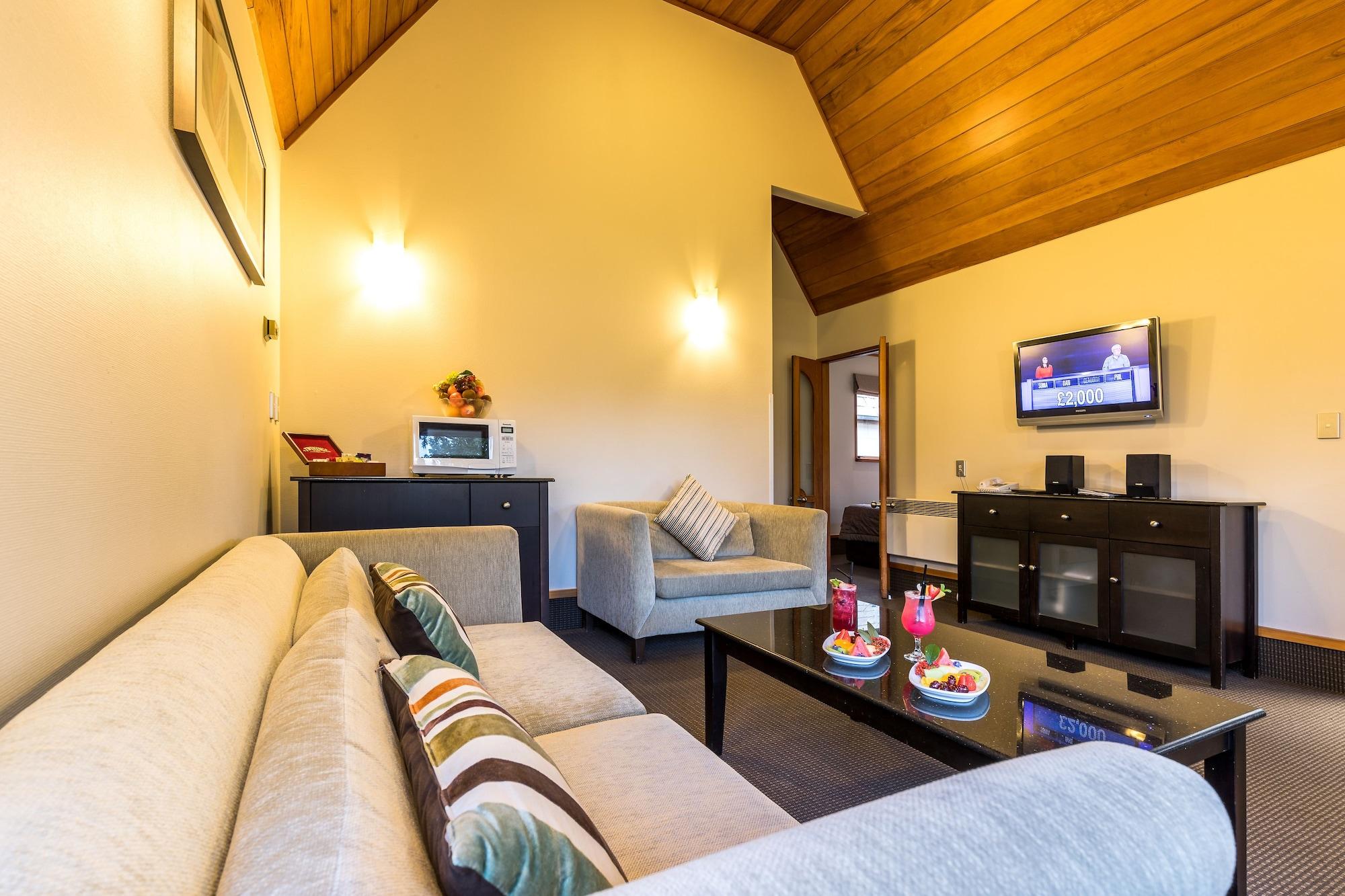 Distinction Te Anau Hotel&Villas Exterior foto