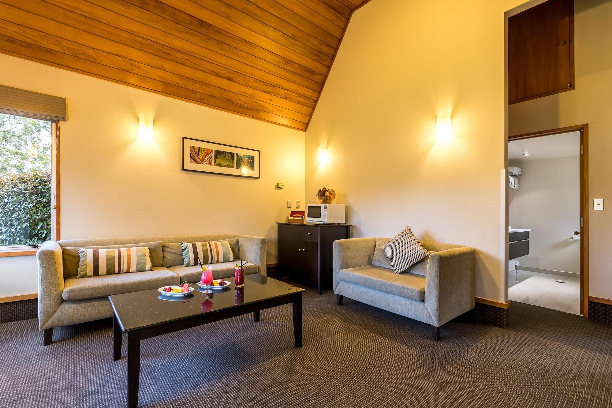 Distinction Te Anau Hotel&Villas Exterior foto
