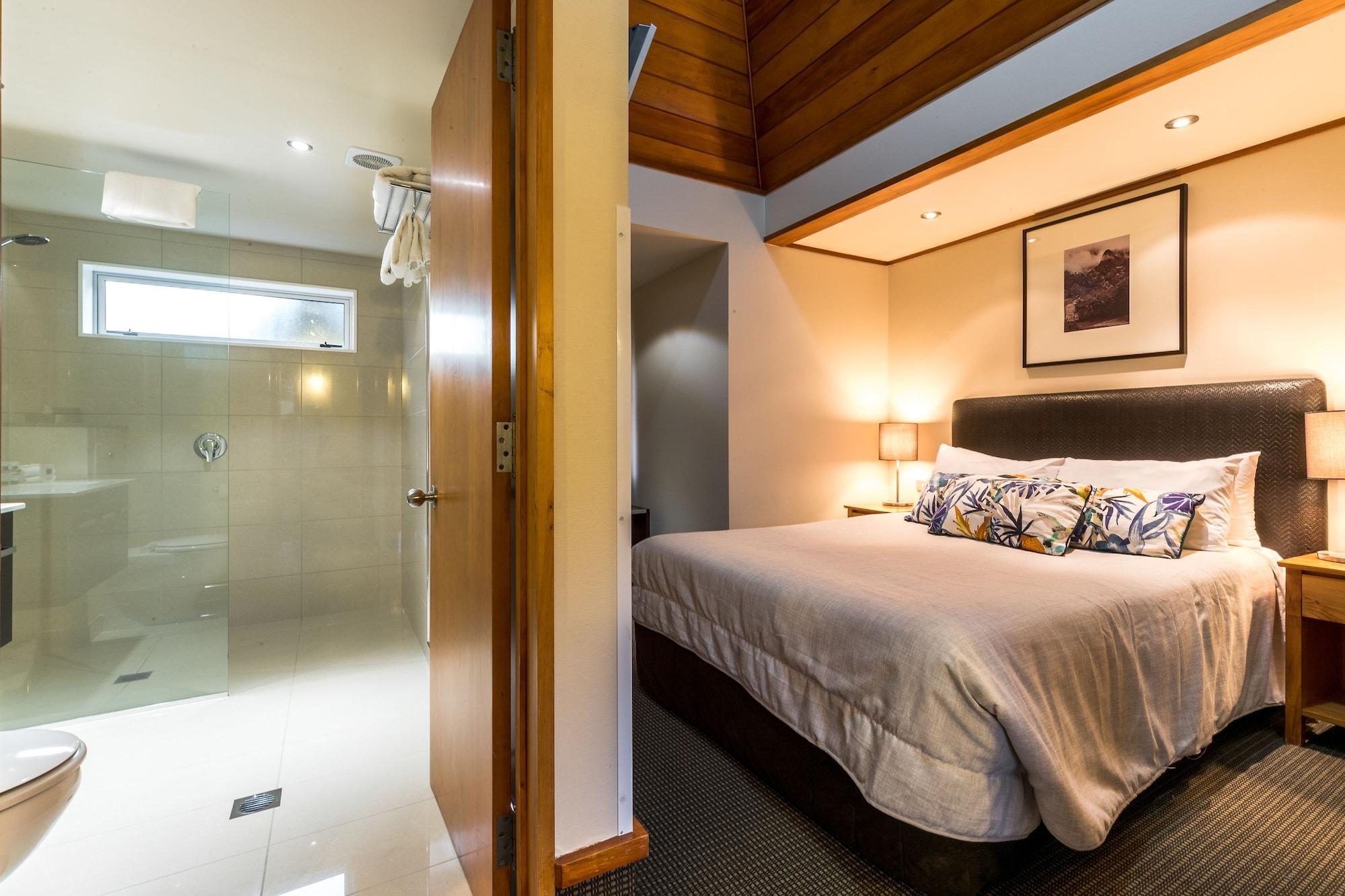 Distinction Te Anau Hotel&Villas Exterior foto
