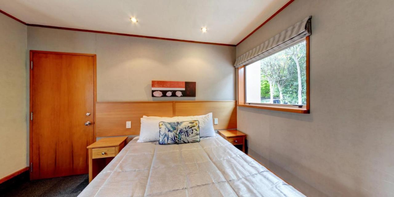 Distinction Te Anau Hotel&Villas Exterior foto