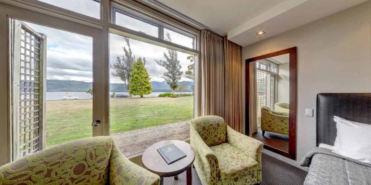 Distinction Te Anau Hotel&Villas Exterior foto