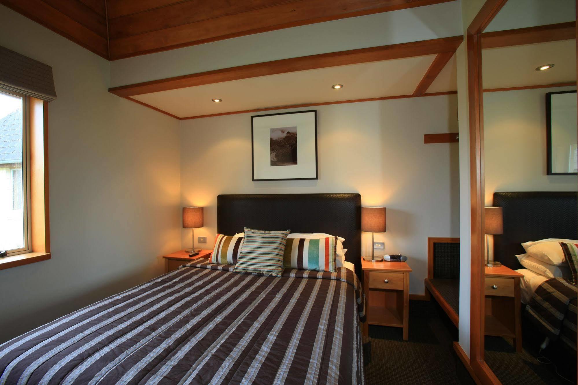 Distinction Te Anau Hotel&Villas Exterior foto